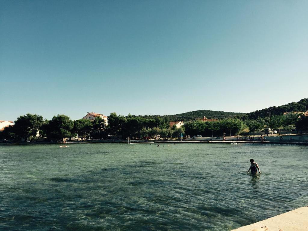 Apartments Villa Lora Kraj  Buitenkant foto