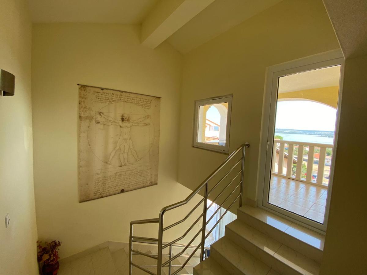 Apartments Villa Lora Kraj  Buitenkant foto